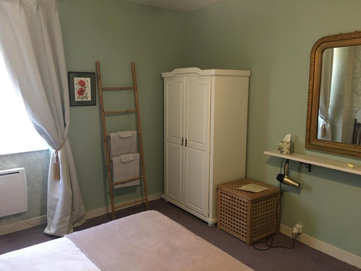 Maison La Roche Chambre D'Hotes Le Vigeant Экстерьер фото